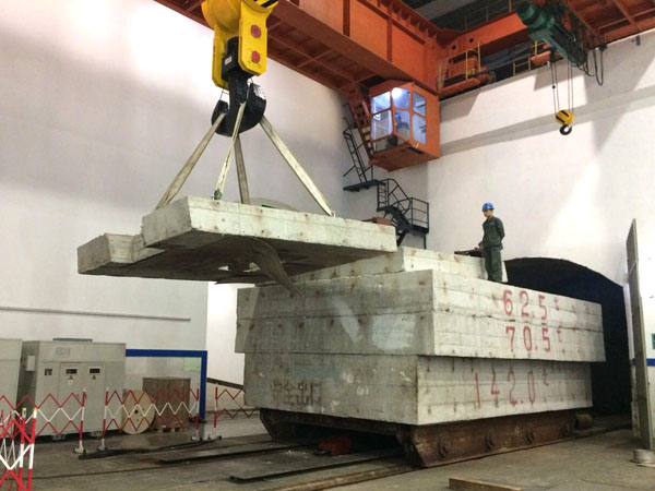 大型起重機(jī)動(dòng)靜負(fù)荷試驗(yàn)